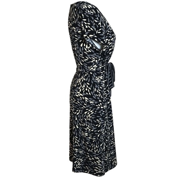 Apt 9 Black White Grey Belted Wrap Dress Size Medium - Picture 3 of 6